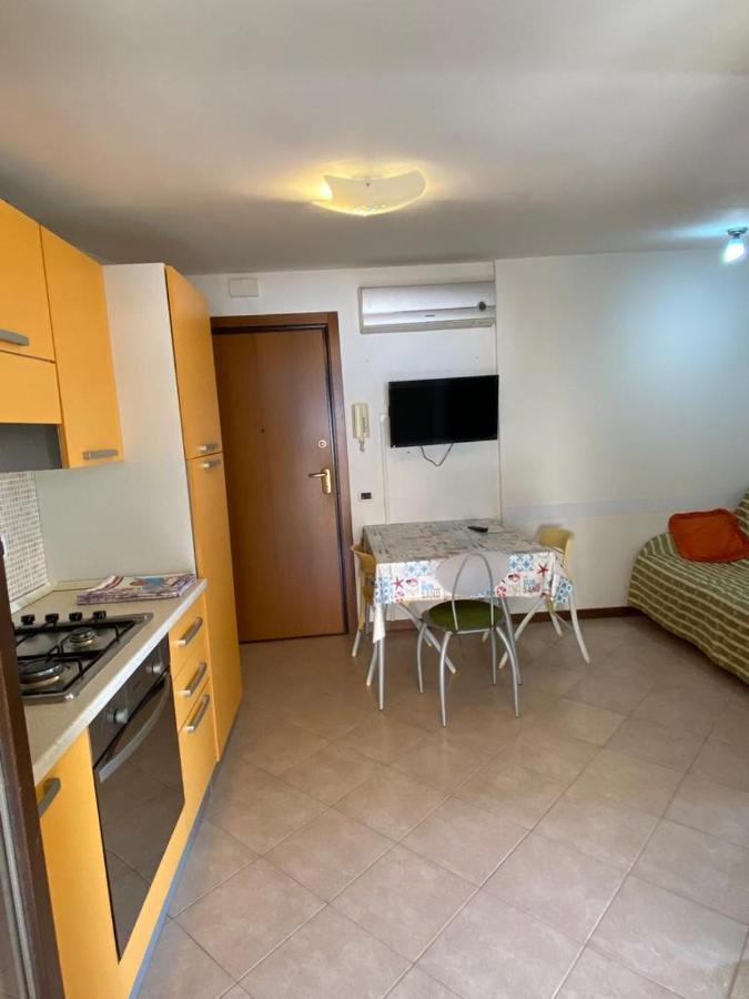Appartamento Casa Vacanze 70M2 Alba Adriatica Exterior foto